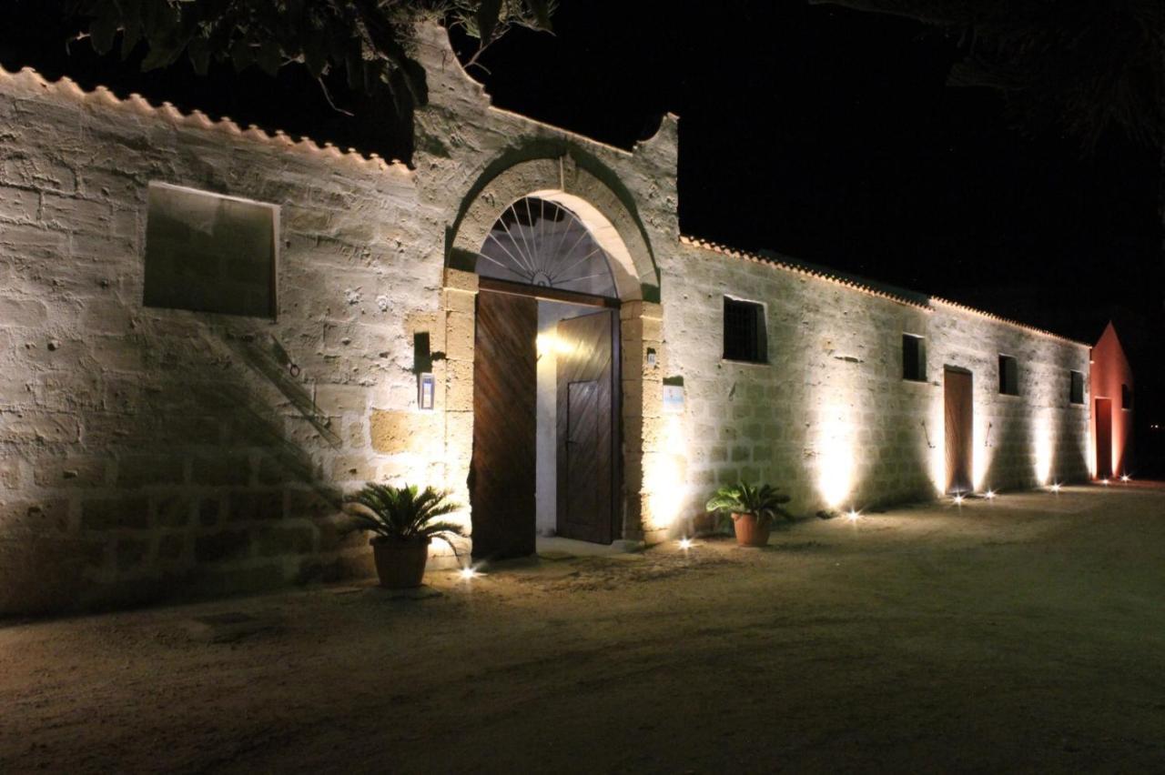 Baglio Bellavista Bed and Breakfast Torre Nubia Exteriör bild